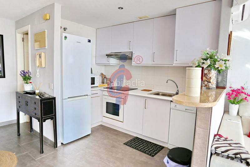 Foto 01f184d4-df58-481c-8498-1e82fbc1640e. Attique dans calle médico basilio paredes 15 dans Puerto Deportivo Guardamar del Segura