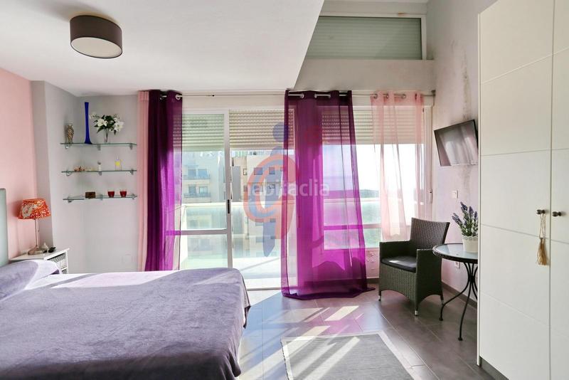 Foto 23728ece-594d-4cdd-b8ec-62f44eb106bb. Attique dans calle médico basilio paredes 15 dans Puerto Deportivo Guardamar del Segura