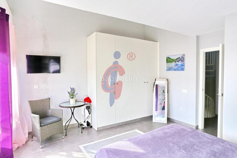 Foto 430d937a-9310-4496-9a97-9c2074fc6dc4. Attique dans calle médico basilio paredes 15 dans Puerto Deportivo Guardamar del Segura