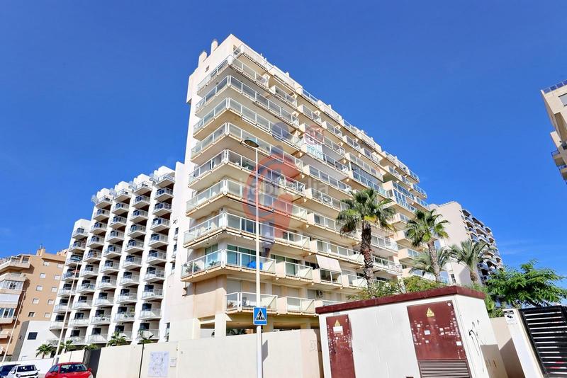 Foto a6d1f45e-cd86-4b53-8e2d-d834e5006506. Attique dans calle médico basilio paredes 15 dans Puerto Deportivo Guardamar del Segura