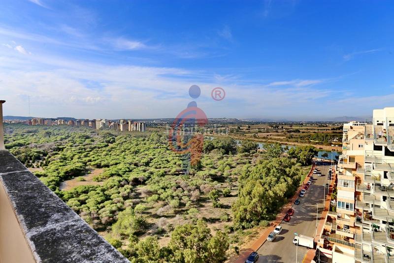 Foto bd0c467f-2afe-4d99-b6e9-4125875670dd. Attique dans calle médico basilio paredes 15 dans Puerto Deportivo Guardamar del Segura