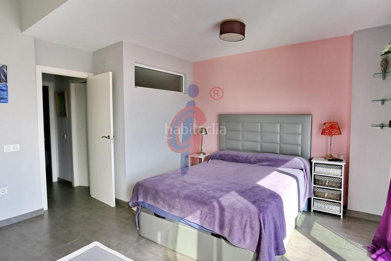 Foto c2ca7120-abb8-4e29-8ca7-63339765dc27. Attique dans calle médico basilio paredes 15 dans Puerto Deportivo Guardamar del Segura