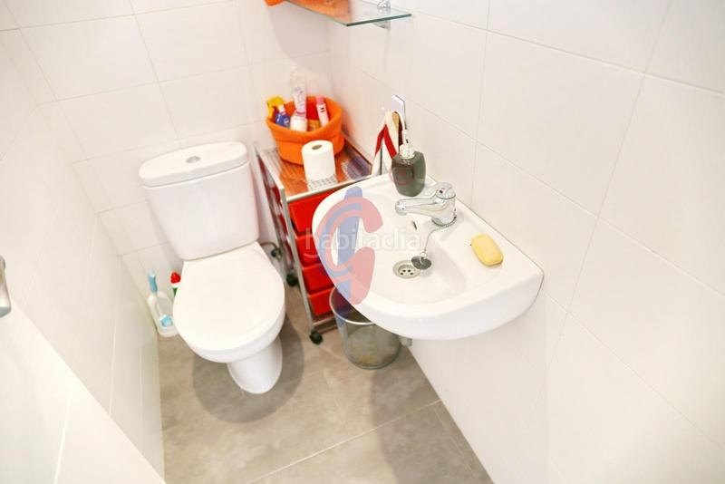 Foto cba5e4c8-df38-424c-a9a5-2c3400e8af61. Attique dans calle médico basilio paredes 15 dans Puerto Deportivo Guardamar del Segura