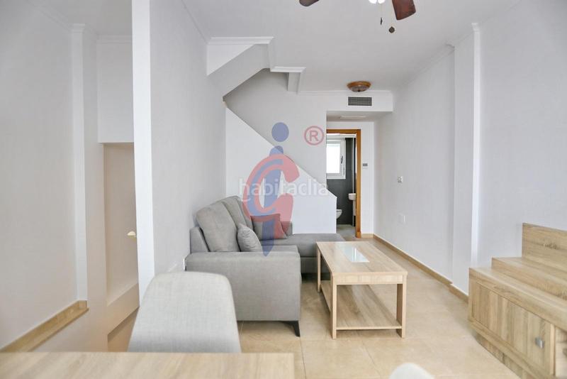 Foto 12f5f3c4-5c13-4783-92c5-84c57c4219b2. Reihenhaus in avenida cortes valencianas 133 in Los Secanos Guardamar del Segura