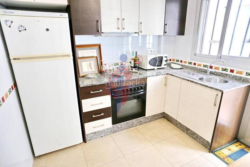 Foto 32122a79-cf6a-43cd-b970-5a3e749b34c0. Reihenhaus in avenida cortes valencianas 133 in Los Secanos Guardamar del Segura