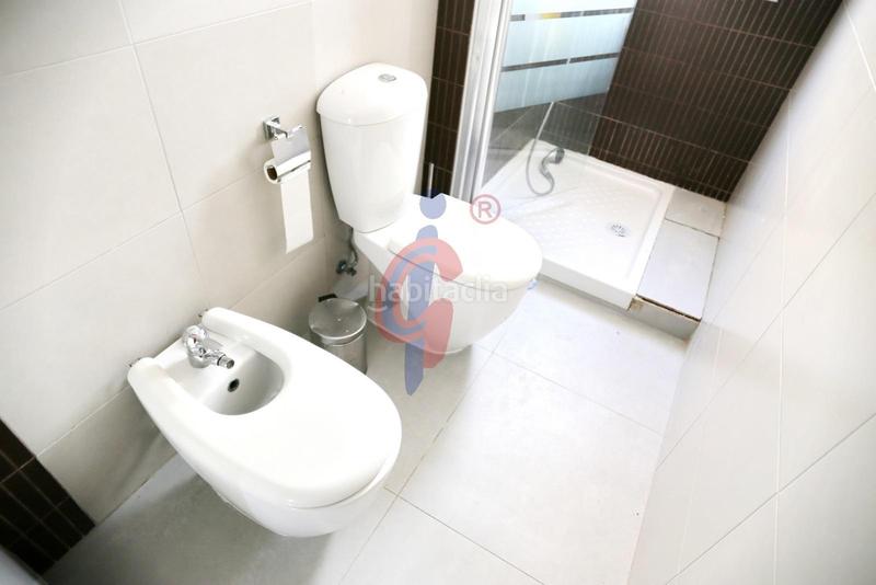 Foto 64b9f3e0-79e2-40d1-8f5f-b99879b3595e. Reihenhaus in avenida cortes valencianas 133 in Los Secanos Guardamar del Segura