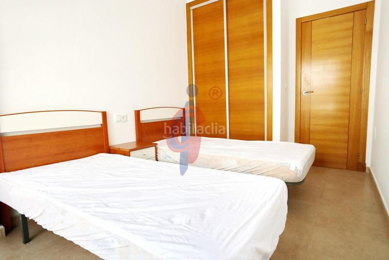 Foto f2d6db9e-46ec-4b07-afbd-f058231204a0. Reihenhaus in avenida cortes valencianas 133 in Los Secanos Guardamar del Segura