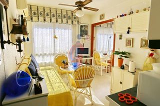 Estudi en Calle dolores viudes blasco 1. Acogedor estudio exterior a 500 metros de la playa!