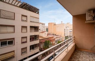 Apartment in Calle Clavel 12