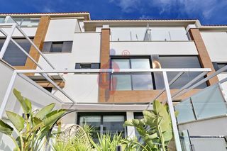 Casa adossada a Calle carcaixent 2. Chalet adosado en venta de cuatro plantas en guardamar hills!