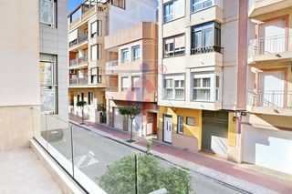 Casa a Calle san pedro 3. Casa a estrenar en el corazón de guardamar del segura!
