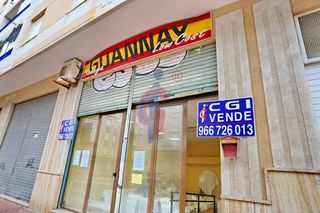 Local Comercial a Avenida avenida de las américas 29. Local comercial en venta en zona las viñas en guardamar del segu