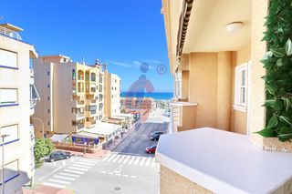 Àtic a Calle ingeniero joaquín muñoz 16. Ático dúplex de tres dormitorios en venta en guardamar del segur