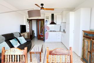 Piso en Calle lomas del polo 1. Apartamento semireformado de dos dormitorios en pinomarlomas del