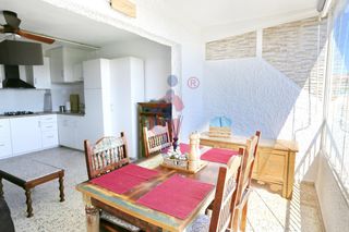 Flat in Calle lomas del polo 1. Apartamento semireformado de dos dormitorios en pinomarlomas del