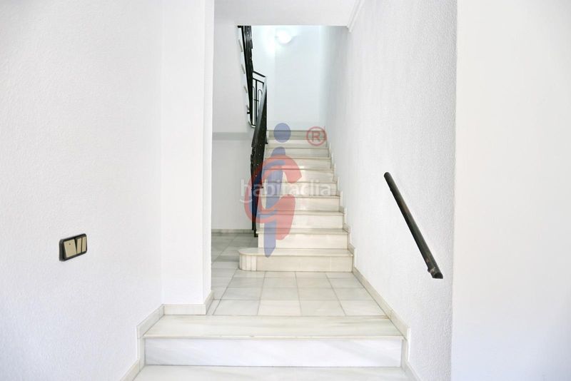 Foto d4b46497-f655-4301-8336-ceeff50349c7. Casa a calle santos abdón y senén 2 a Almoradí
