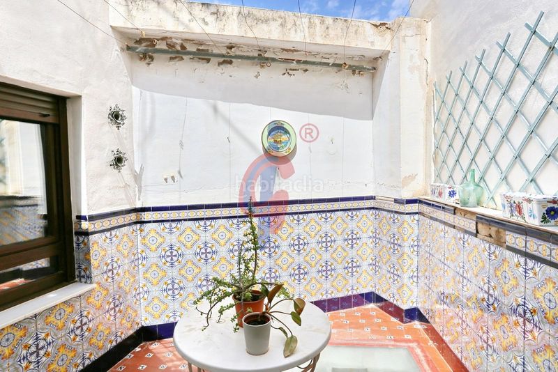 Foto f8f84daa-7542-4e2b-be6f-d592c53bd9c0. Casa a calle santos abdón y senén 2 a Almoradí
