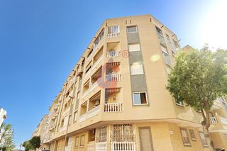Affitto Appartamento in Calle rubén darío 8. Vivienda en alquiler en zona de las viñas, guardamar del segura