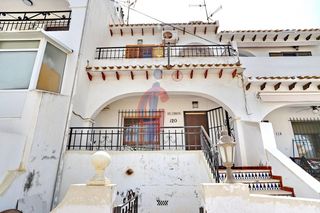Casa adossada a Calle Áncora 120