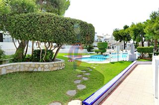 Casa adossada  Calle áncora 120. Bungalow adosado en venta en aguas nuevas, torrevieja, urbanizac