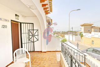Casa adossada a Calle áncora 120. Bungalow adosado en venta en aguas nuevas, torrevieja, urbanizac