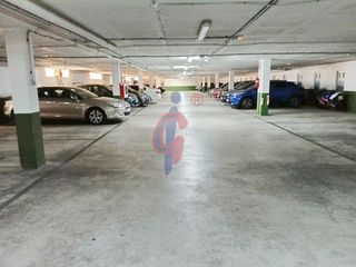 Lloguer Aparcament cotxe a Avenida avenida del puerto 33