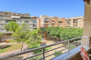 Apartament a Calle rubén darío 2. Vivienda en venta de dos dormitorios con vistas sobre el parque