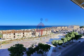 Àtic a Calle ingeniero joaquín muñoz 7. Ático único con vistas panorámicas al mar en guardamar del segur