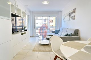 Appartement à Calle ingeniero juan garcía 80. Tu apartamento junto al mar en guardamar  terraza, piscina, gara
