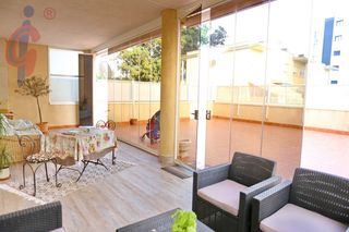 Apartamento  Alc rosalino perez hdez. Apartamento con 2 habitaciones con ascensor y parking