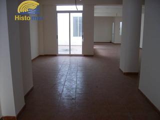 Local Comercial a Antiga Moreira. Viviendalocal comercial en cami real