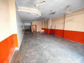 Lloguer Local Comercial a Doctor Palos - Alto Palancia. Estupendo local comercial en el centro de sagunto