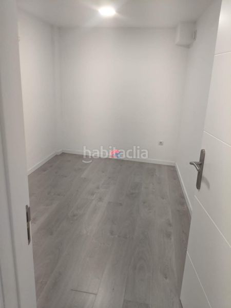 Foto 200f0252-b77b-4f83-ac5f-b15be61405fb. Local comercial a Centro-El Castillo Sagunt