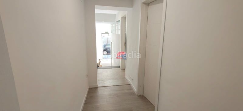 Foto a595b438-e800-41d1-afbf-b001940d3a13. Local comercial a Centro-El Castillo Sagunt