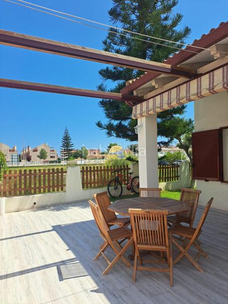 Foto 5866a0a9-dbb0-4cd2-b3c9-bd841f467828. Casa adosada precioso adosado en zona malvasur en Sagunt
