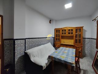 Casa en Centro-El Castillo. Encantadora casita en el raval