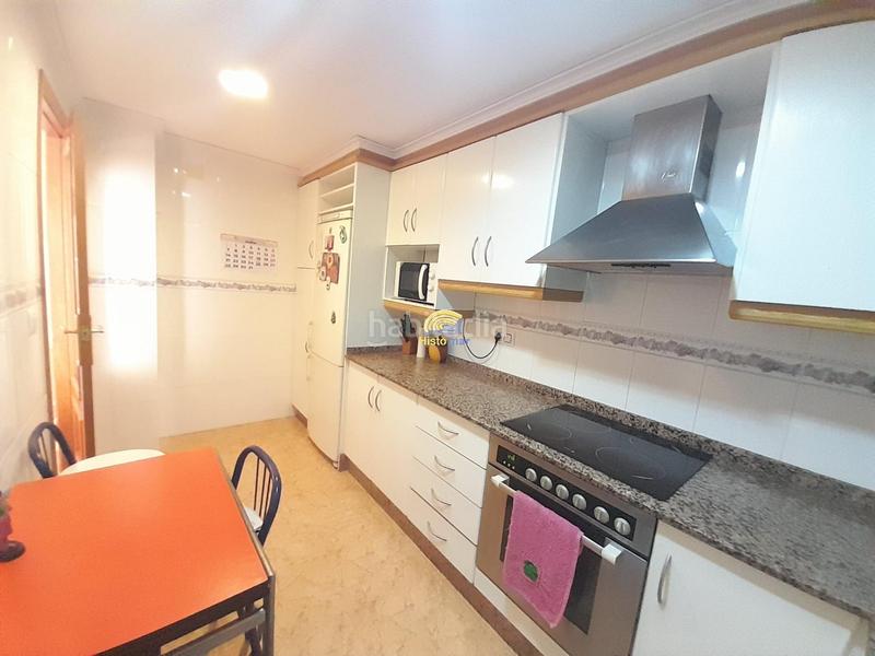 Foto ba42a366-0480-45d4-8b53-d57bd86ffb7f. Casa a schiera con parcheggio in Corinto-Almardà Sagunt