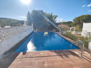 Mas à Doctor Palos - Alto Palancia. Encantadora casa con terreno en sagunto  oportunidad única