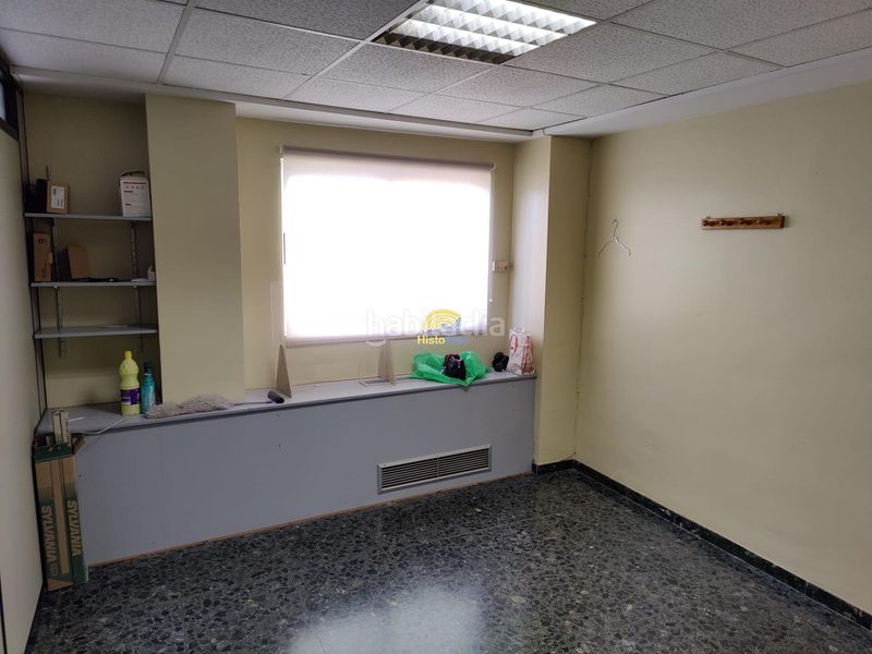 Foto c03f55a8-e34a-46c1-8584-2dad062acda6. Oficina amb aparcament a Nuevo Centro Sagunt