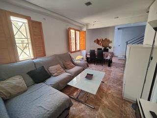 Maison en Centro-El Castillo. Maravillosa casa independiente