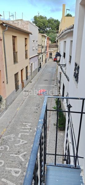 Foto ec4fce2a-9c0a-42b2-a840-a3af398180f8. Casa a Centro-El Castillo Sagunt