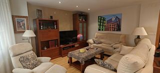 Flat in Antiga Moreira. Amplio y moderno piso reformado en el corazón de sagunto