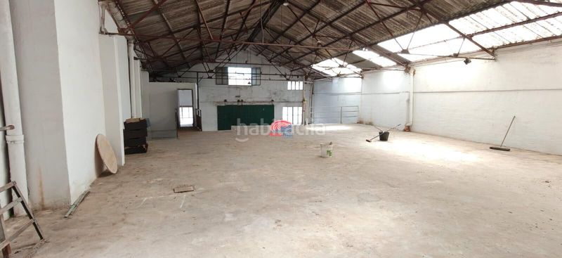 Foto 47b63757-8393-4812-8e0f-10df6ee8190c. Nau industrial a Zona Estación Sagunt