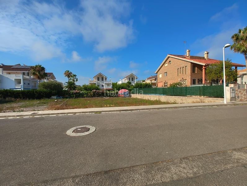 Foto 10081f77-4075-4df4-9390-f8df785ecad2. Terreny residencial a Corinto-Almardà Sagunt