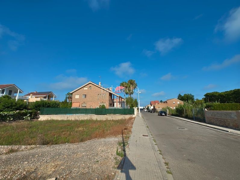 Foto 149dcd96-6a6c-4656-b114-bbfeaa56bec4. Terreny residencial a Corinto-Almardà Sagunt