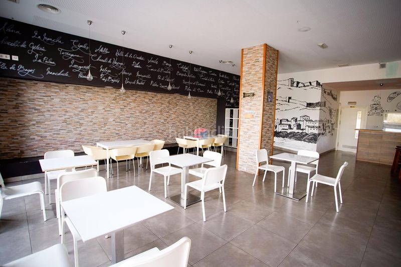 Foto 6c2bbeee-67a2-4af3-a97b-5e821c40e481. Local comercial a Antiga Moreira Sagunt