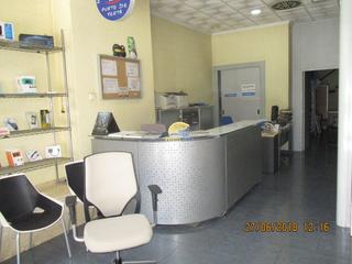 Local Comercial a Antiga Moreira. Magnifico bajo comercial en sagunto