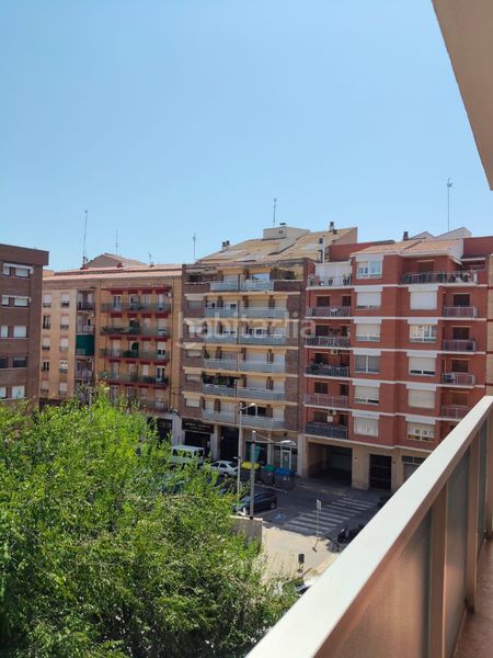 Foto 5f94ba33-476d-4d79-b3a9-c09a09886871. Pis amb calefacció aparcament a Instituts-Universitat Lleida