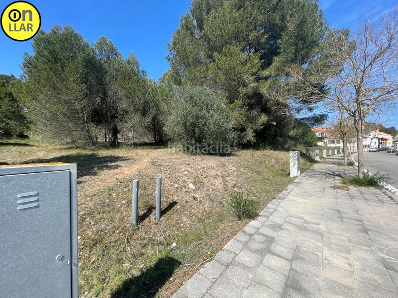 Foto 1900aa3e-74a8-40f5-9ac8-aab8e3854e40. Residential plot in calle dr fco javier irurita 53 in Escala (L´)