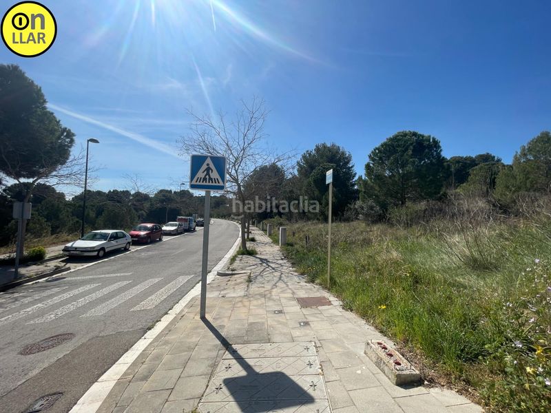 Foto 4d23f640-4cc6-42dd-ac14-9d17fb0dc43e. Residential plot in calle dr fco javier irurita 53 in Escala (L´)